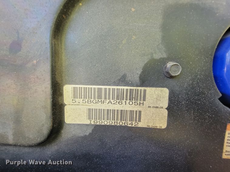 image for item IF9975 2000 Fleetwood Bounder  RV