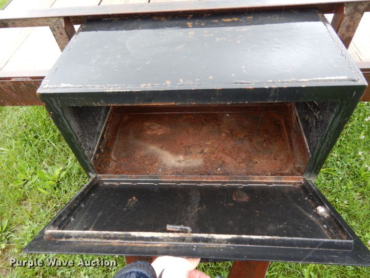 image for item II9575 Shop built utility trailer