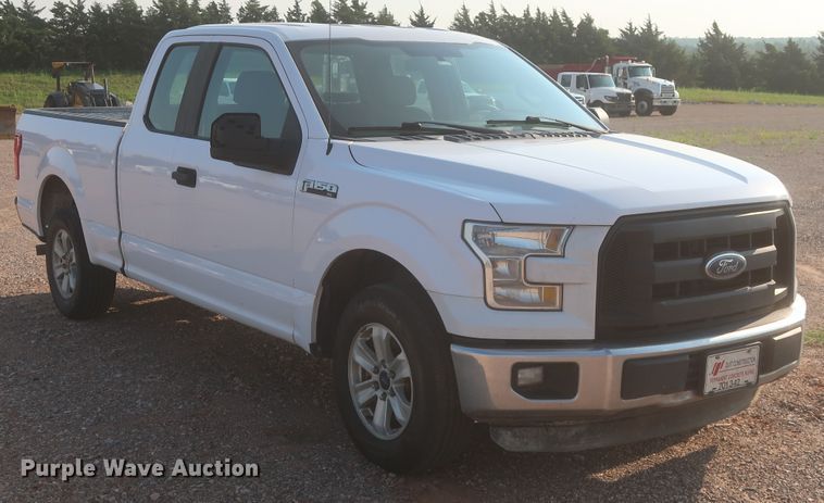 image for item IO9220 2016 Ford F150 XL  SuperCab pickup truck