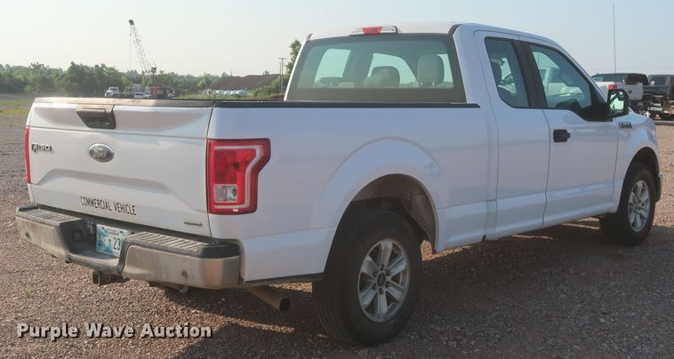 image for item IO9220 2016 Ford F150 XL  SuperCab pickup truck