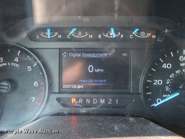 image for item IO9220 2016 Ford F150 XL  SuperCab pickup truck