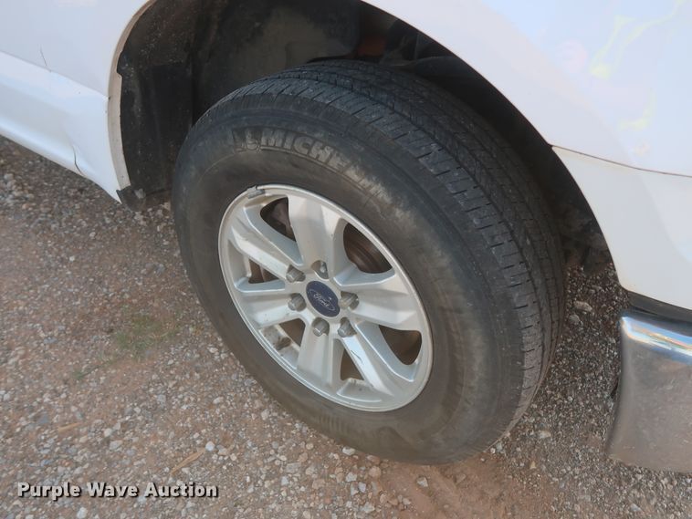 image for item IO9220 2016 Ford F150 XL  SuperCab pickup truck