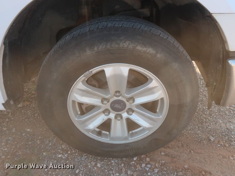 image for item IO9220 2016 Ford F150 XL  SuperCab pickup truck