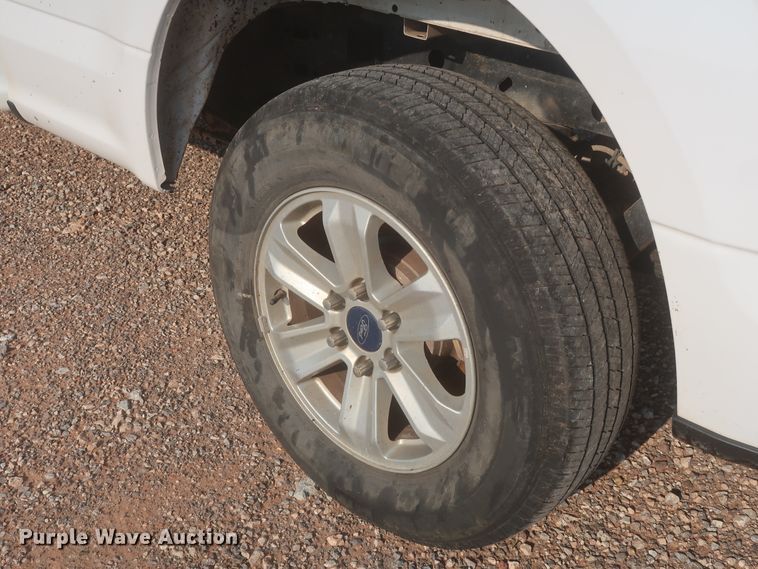 image for item IO9220 2016 Ford F150 XL  SuperCab pickup truck