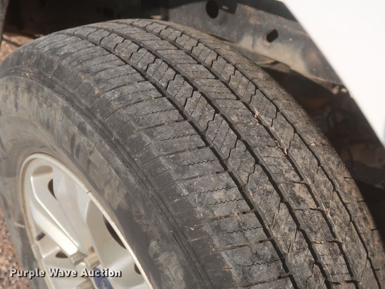 image for item IO9220 2016 Ford F150 XL  SuperCab pickup truck