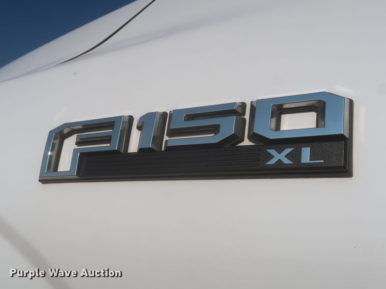 image for item IO9220 2016 Ford F150 XL  SuperCab pickup truck