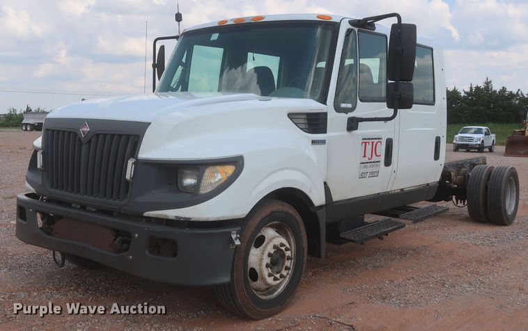 image for item IO9221 2012 International TerraStar  Crew Cab truck cab and chassis
