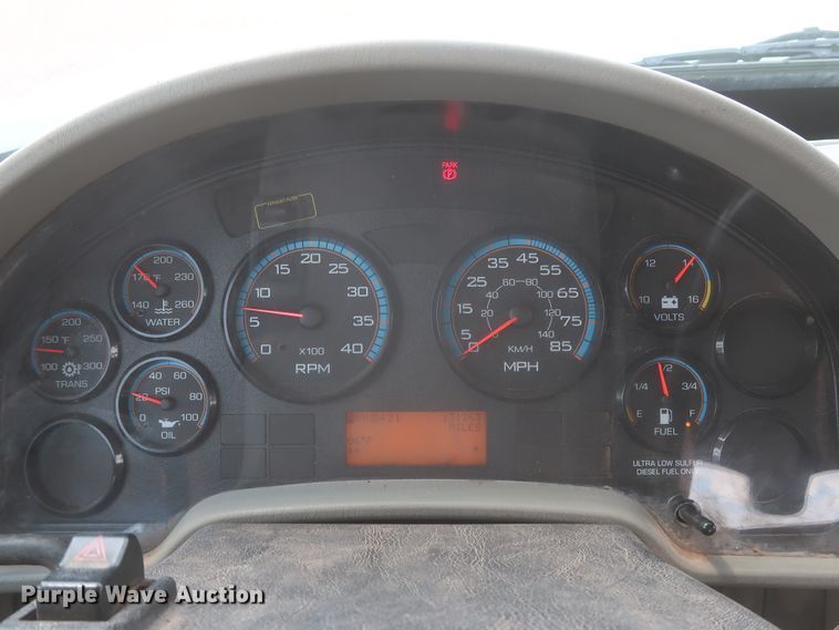 image for item IO9221 2012 International TerraStar  Crew Cab truck cab and chassis