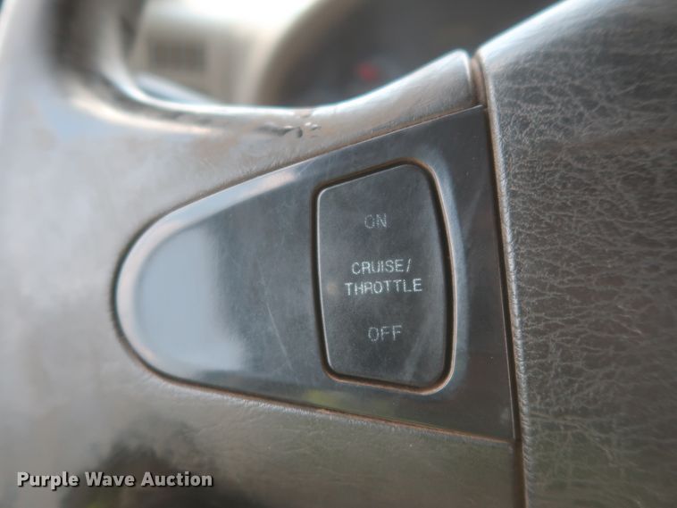 image for item IO9221 2012 International TerraStar  Crew Cab truck cab and chassis