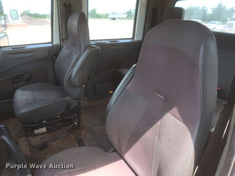 image for item IO9221 2012 International TerraStar  Crew Cab truck cab and chassis