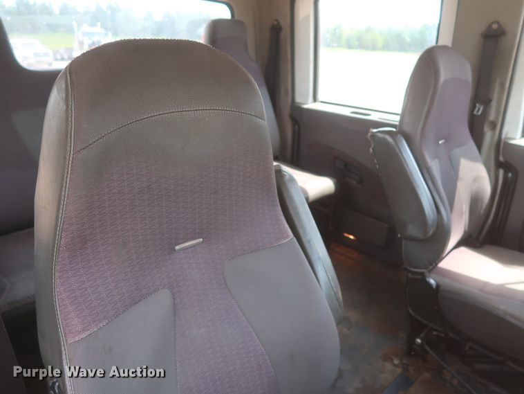 image for item IO9221 2012 International TerraStar  Crew Cab truck cab and chassis