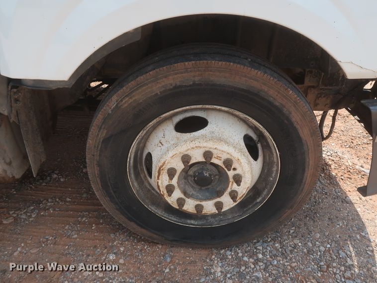 image for item IO9221 2012 International TerraStar  Crew Cab truck cab and chassis