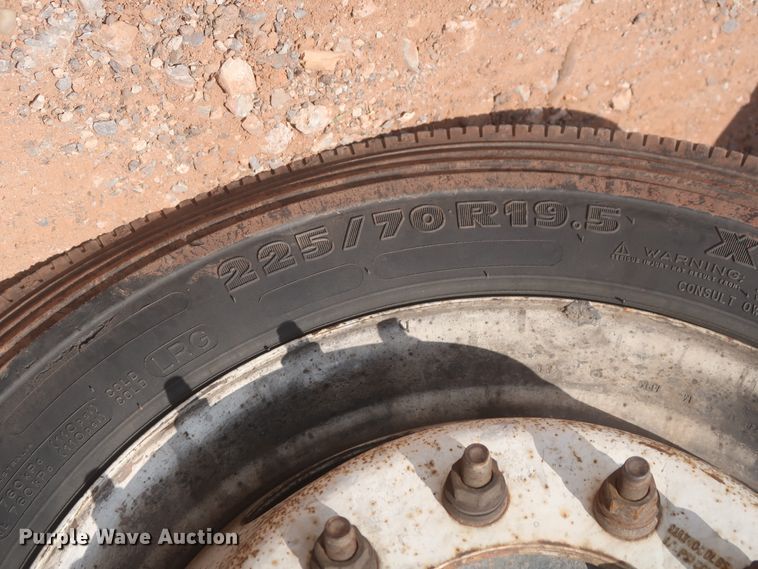 image for item IO9221 2012 International TerraStar  Crew Cab truck cab and chassis