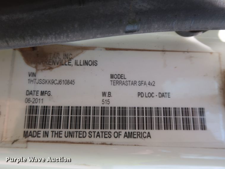 image for item IO9221 2012 International TerraStar  Crew Cab truck cab and chassis