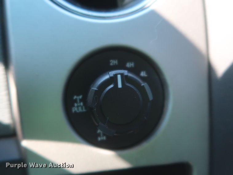 image for item IO9223 2014 Ford F150 XLT  SuperCrew pickup truck