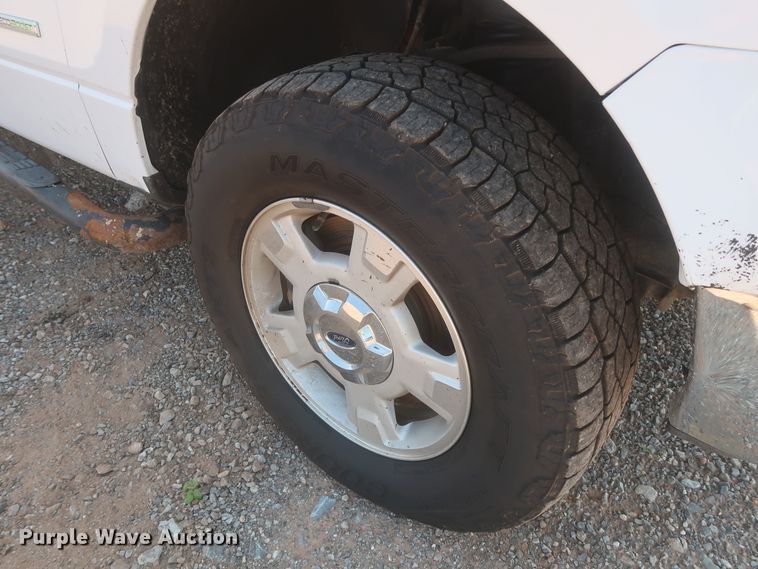 image for item IO9223 2014 Ford F150 XLT  SuperCrew pickup truck