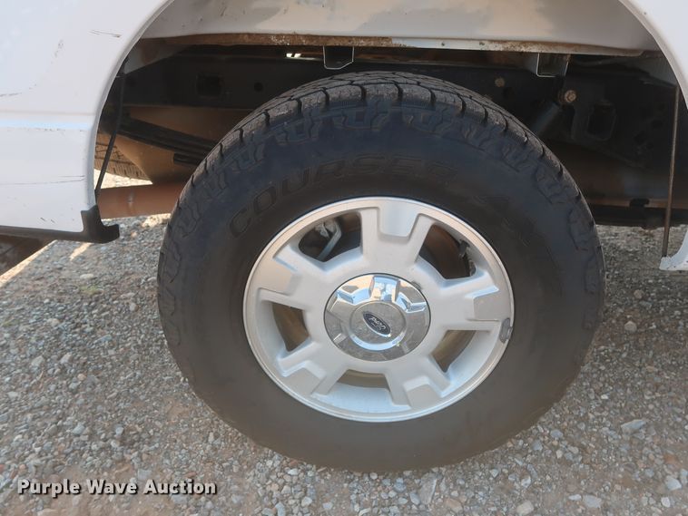 image for item IO9223 2014 Ford F150 XLT  SuperCrew pickup truck