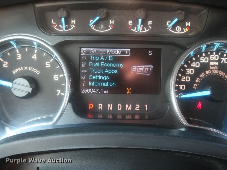 image for item IO9224 2014 Ford F150 XLT  SuperCrew pickup truck