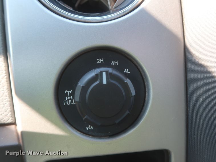 image for item IO9224 2014 Ford F150 XLT  SuperCrew pickup truck