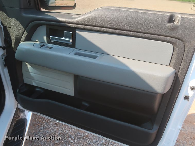 image for item IO9224 2014 Ford F150 XLT  SuperCrew pickup truck