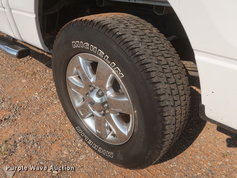 image for item IO9224 2014 Ford F150 XLT  SuperCrew pickup truck