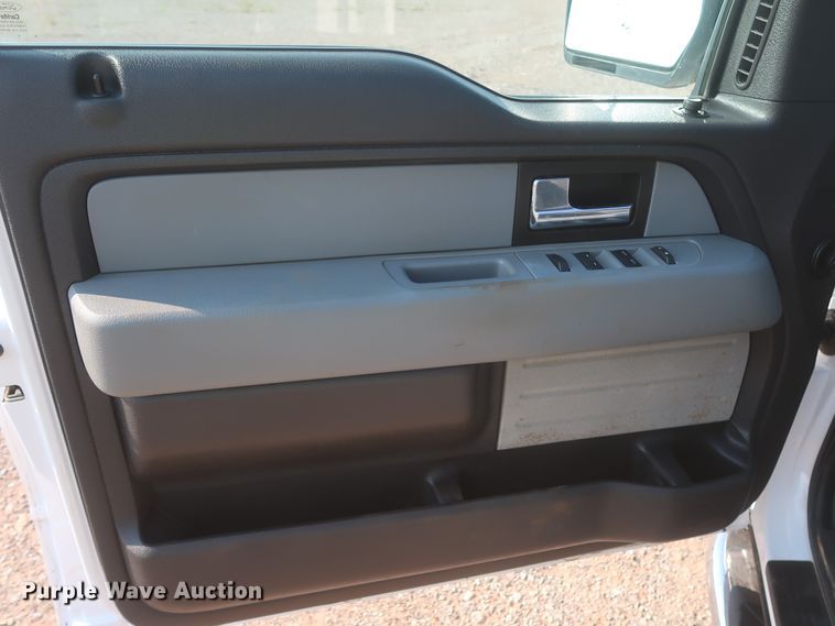 image for item IO9225 2014 Ford F150 XLT  SuperCab pickup truck