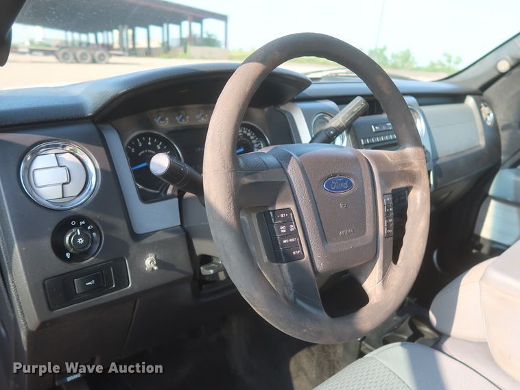 image for item IO9225 2014 Ford F150 XLT  SuperCab pickup truck