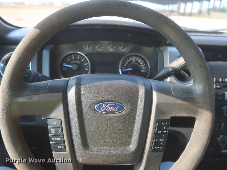 image for item IO9225 2014 Ford F150 XLT  SuperCab pickup truck