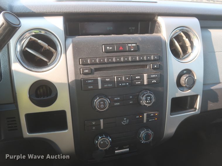 image for item IO9225 2014 Ford F150 XLT  SuperCab pickup truck