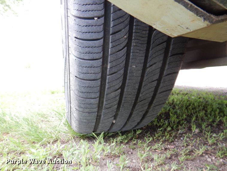 image for item IQ9531 2005 Lincoln Town Car