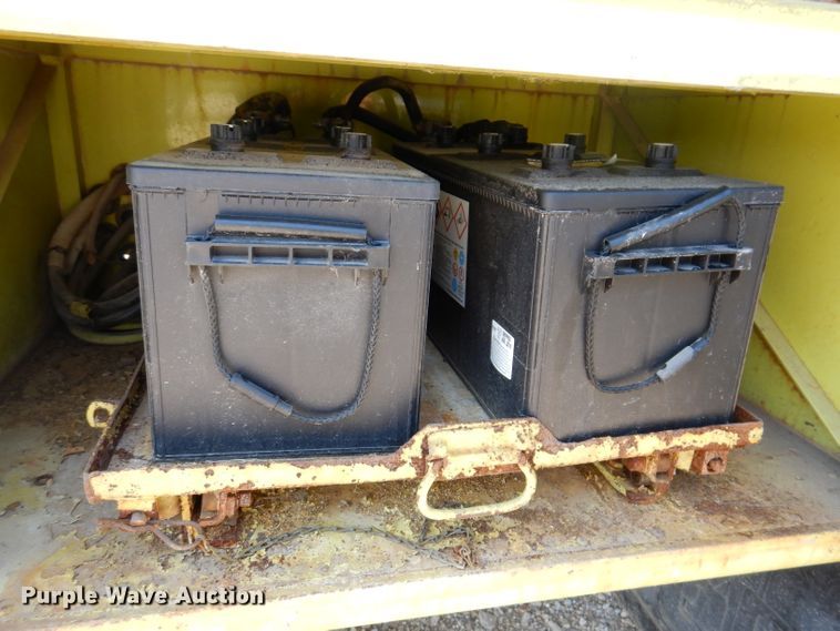 image for item IQ9701 1980 Oshkosh T-6  fire truck