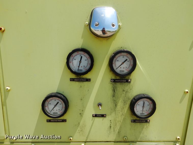 image for item IQ9701 1980 Oshkosh T-6  fire truck