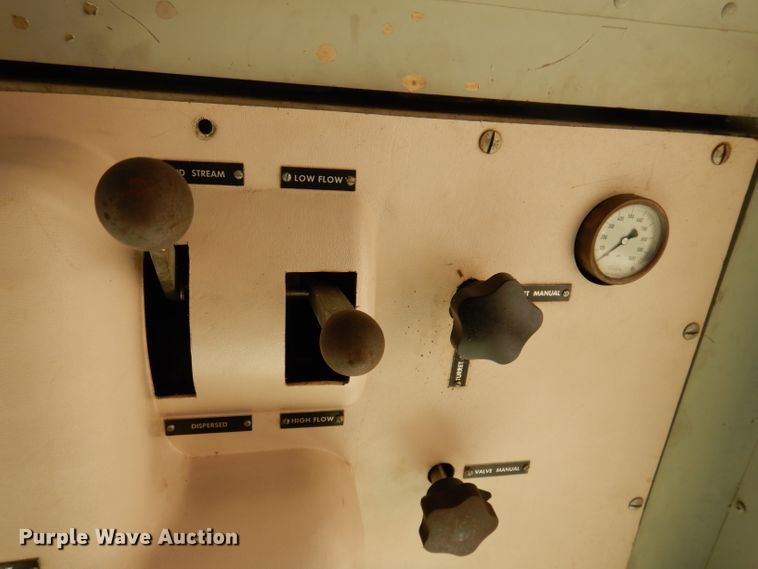 image for item IQ9701 1980 Oshkosh T-6  fire truck