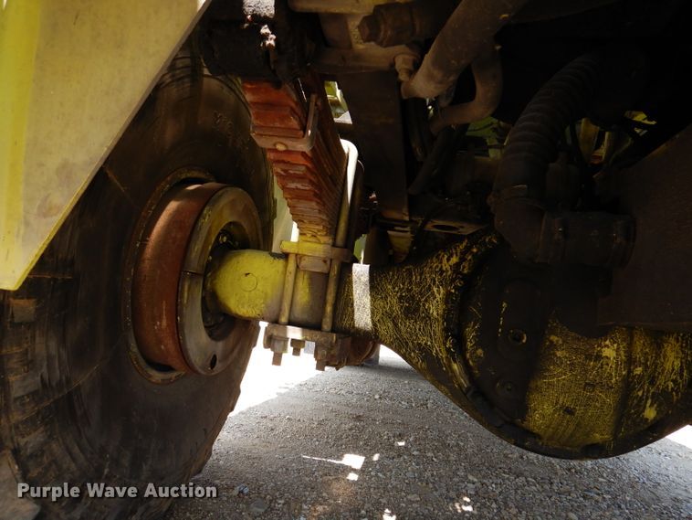 image for item IQ9701 1980 Oshkosh T-6  fire truck