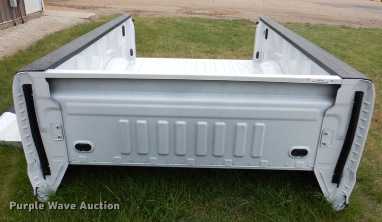 image for item IQ9708 2020 Ford F250  8'L truck bed
