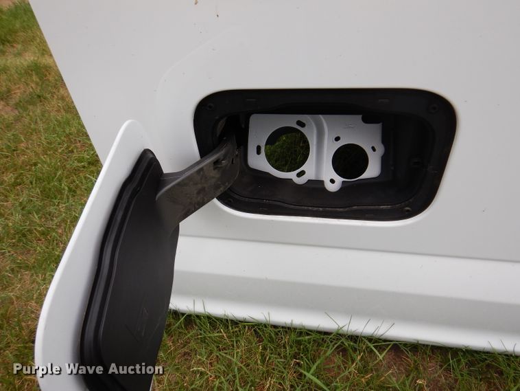 image for item IQ9708 2020 Ford F250  8'L truck bed