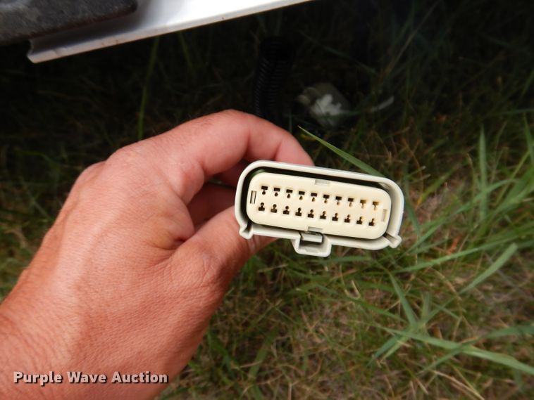 image for item IQ9708 2020 Ford F250  8'L truck bed