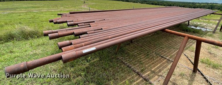 image for item IR9515 (44) 2 7/8" diameter oilfield pipes