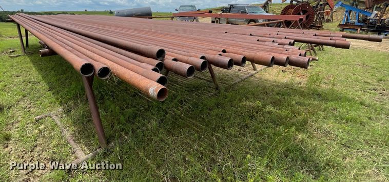 image for item IR9515 (44) 2 7/8" diameter oilfield pipes