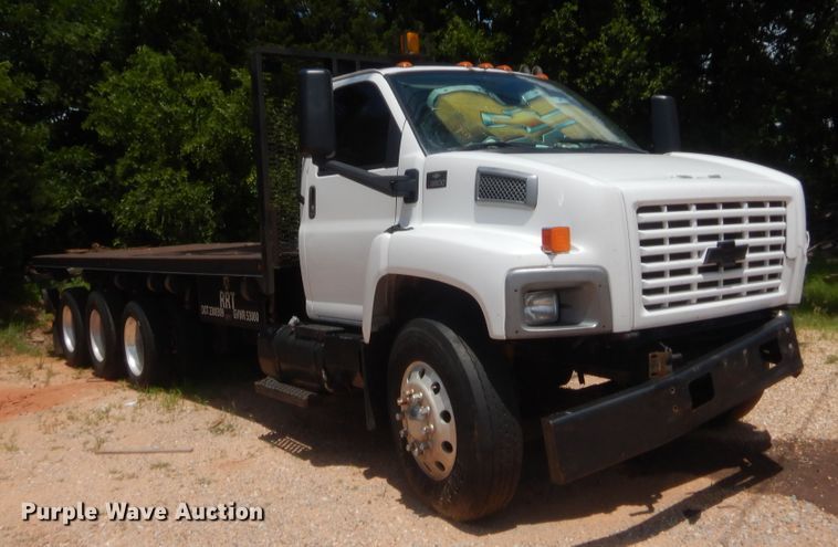 image for item IT9616 2005  Chevrolet C8500  flatbed truck