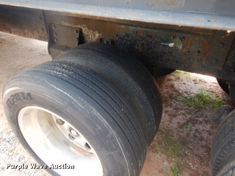 image for item IT9616 2005  Chevrolet C8500  flatbed truck