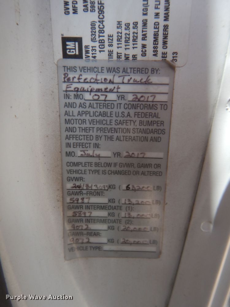 image for item IT9616 2005  Chevrolet C8500  flatbed truck