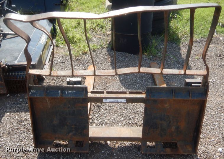 image for item IT9648 4'L skid steer pallet forks