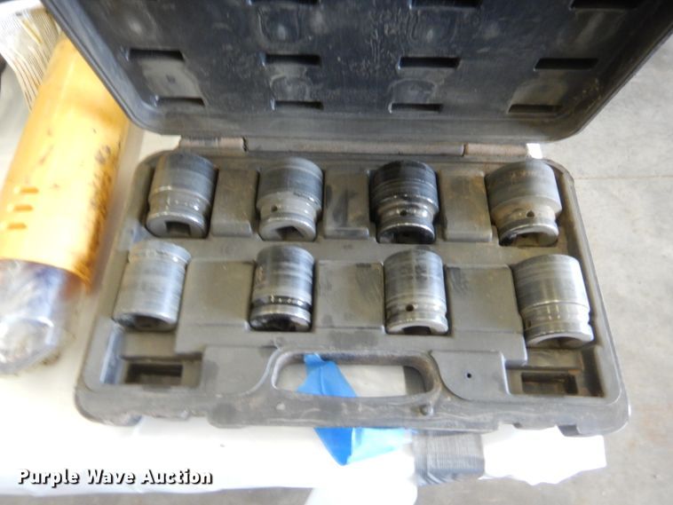 image for item IT9651 Hand tools