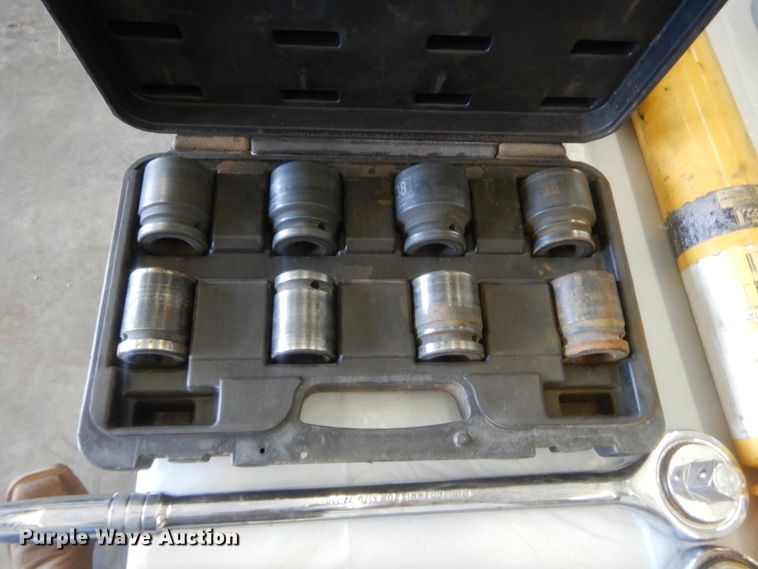 image for item IT9651 Hand tools