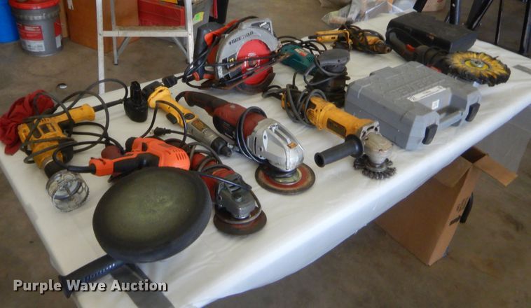 image for item IT9652 Power tools