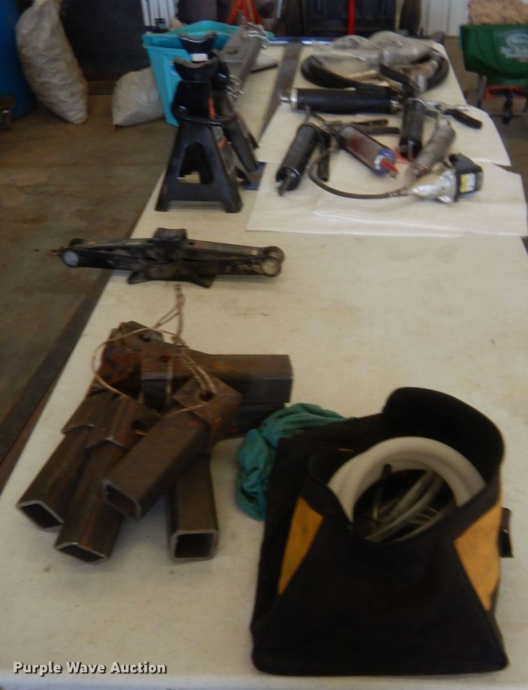 image for item IT9654 Automotive accessories