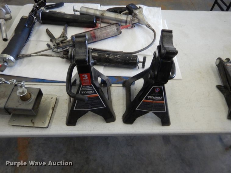 image for item IT9654 Automotive accessories