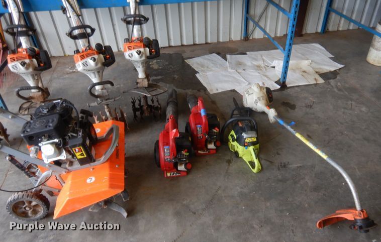 image for item IT9656 Lawn and garden equipment