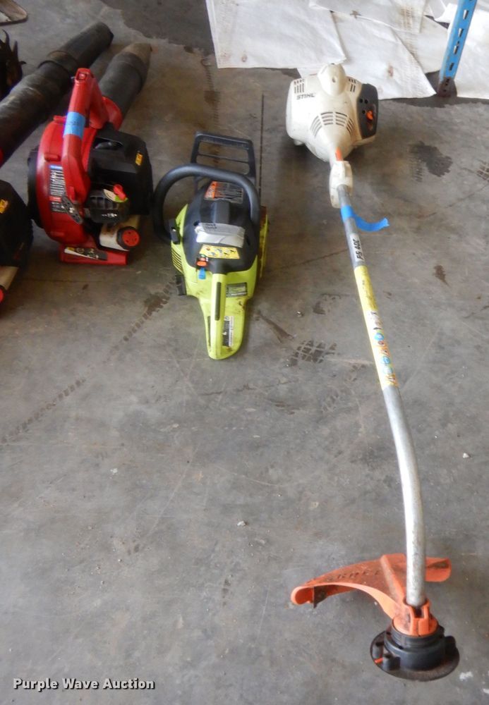 image for item IT9656 Lawn and garden equipment